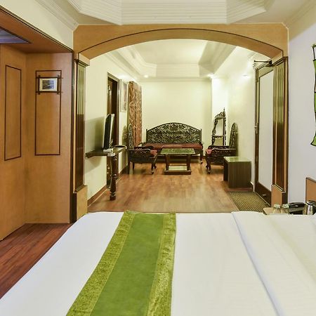 Rāipur Hotel Kanishka מראה חיצוני תמונה
