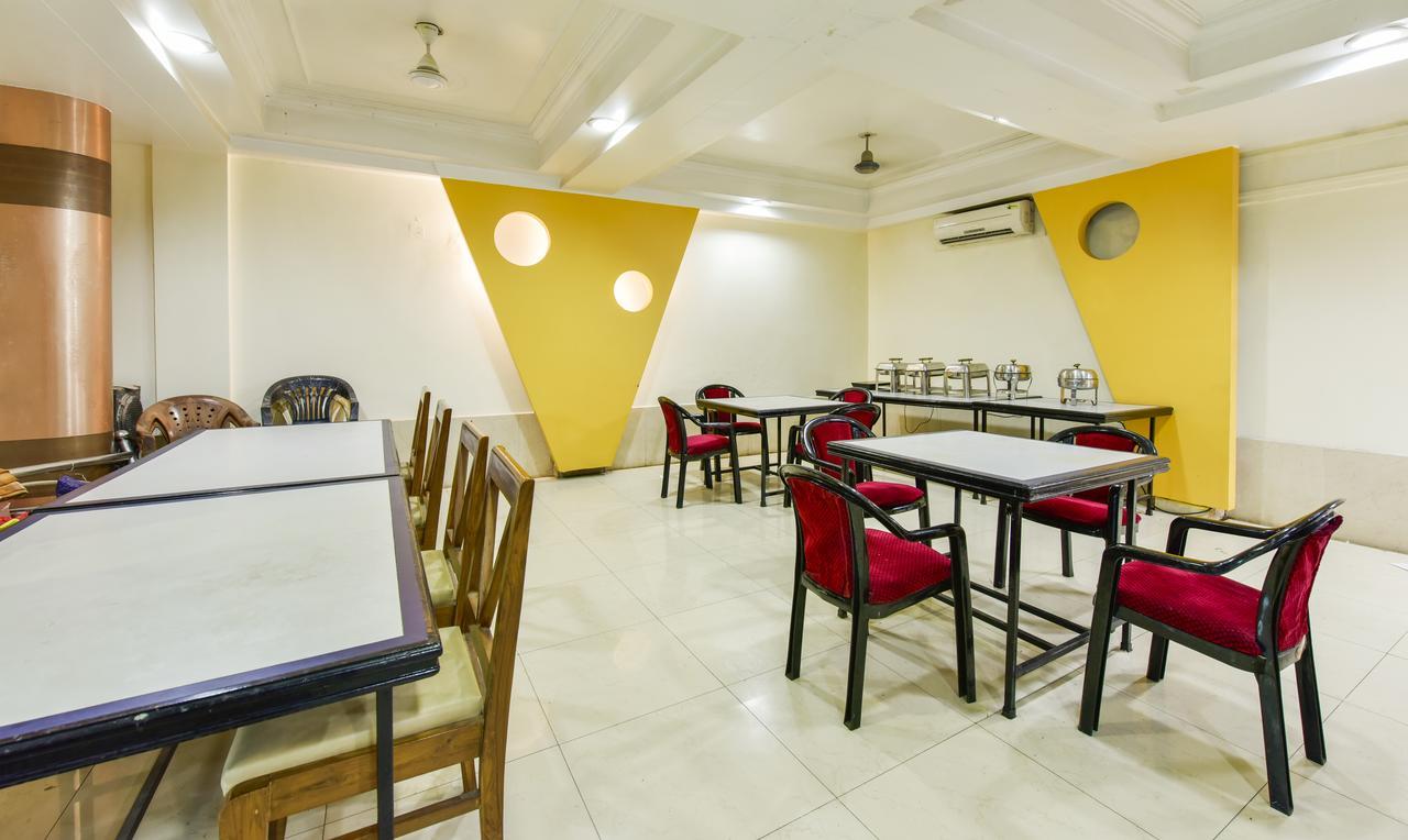 Rāipur Hotel Kanishka מראה חיצוני תמונה