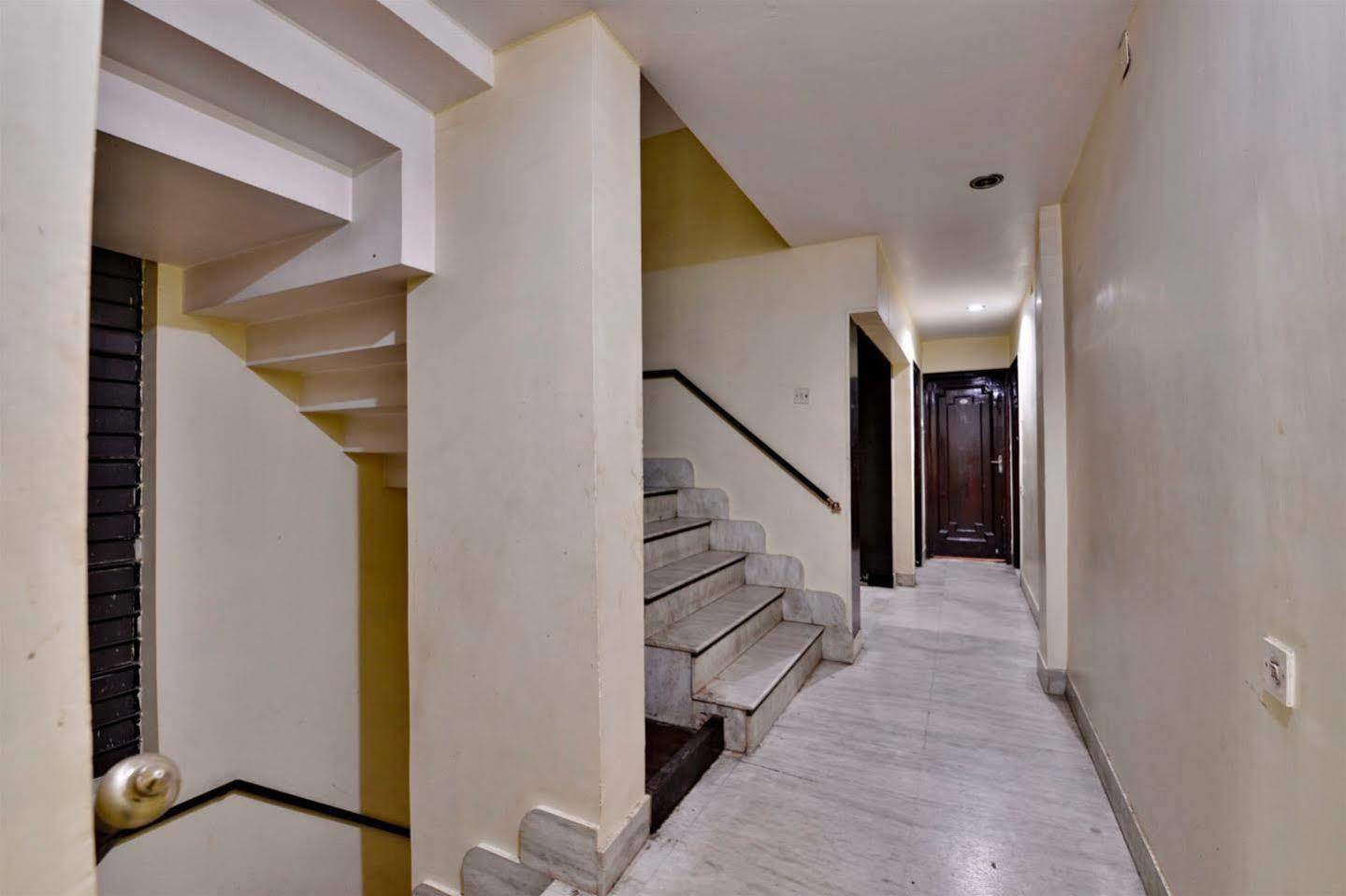 Rāipur Hotel Kanishka מראה חיצוני תמונה